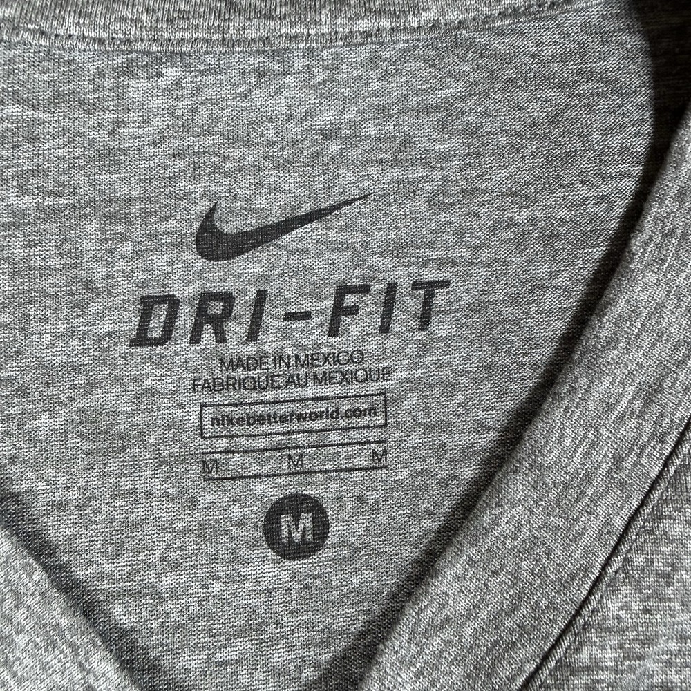 Nike Shirt Men's Medium Heathered Gray V-Neck‎ Short Sleeve Performance - Picture 3 of 6